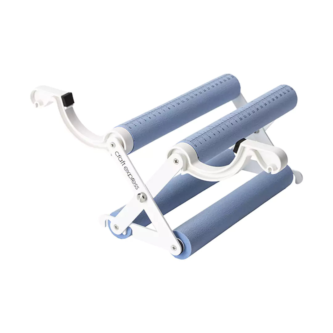 Craft Express Adjustable Tumbler Cradle with Plastic Clip