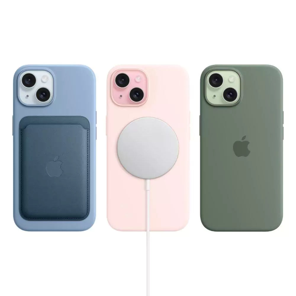 Apple iPhone 15 - 256GB / Black / 5G / 6.1"