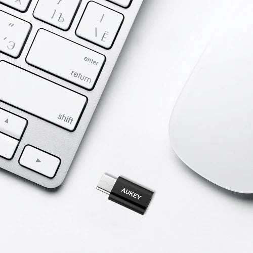 محول Aukey CB-A2 من مايكرو USB إلى USB C