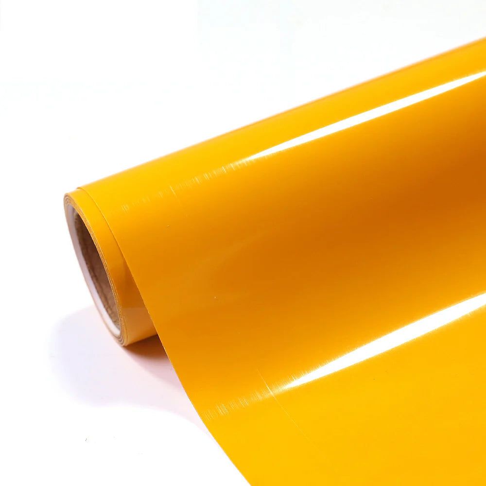 رول ملصقات فينيل PU فليكس باللون الأصفر الذهبي – 50 سم × 1 م