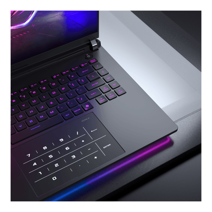 ASUS ROG Strix - 16" 2.5K WQXGA / RTX 5090 24GB VGA / Ultra 9 / 64GB / 2TB SSD / BlackIT CareLaptops