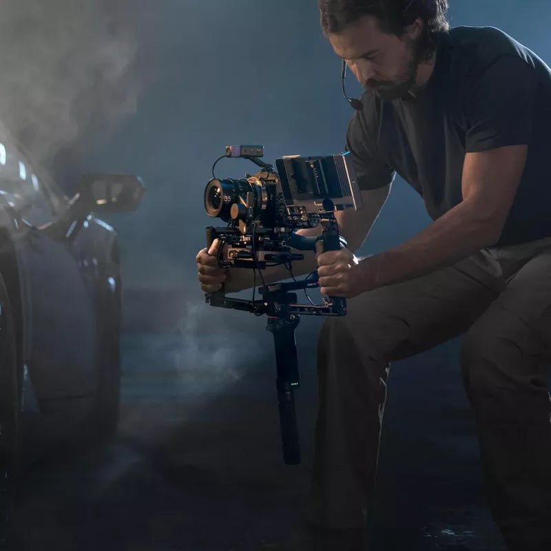 DJI RS 4 Pro Combo Gimbal StabilizerIT CareCamera