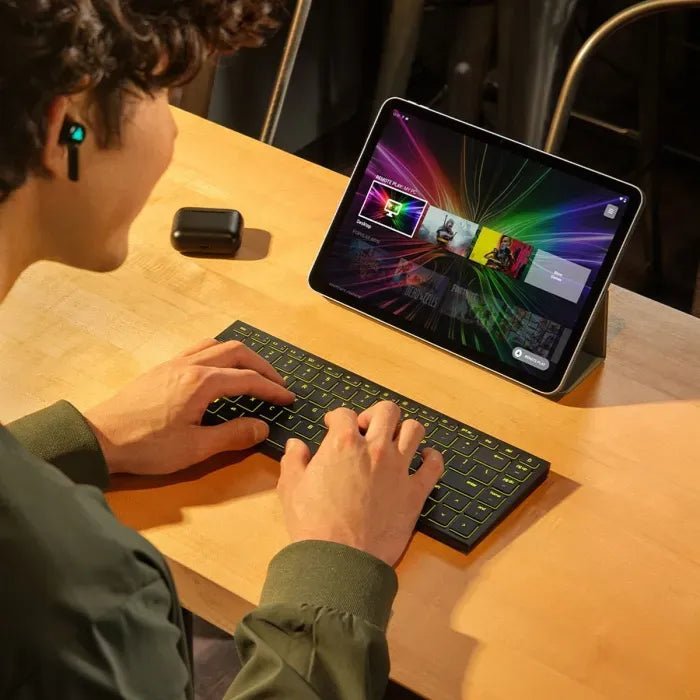 Razer Joro Portable Wireless Gaming Keyboard – 75% Compact, Ultra Low - Profile Switches, Bluetooth + USB - C (Green)IT CareGaming Keyboard